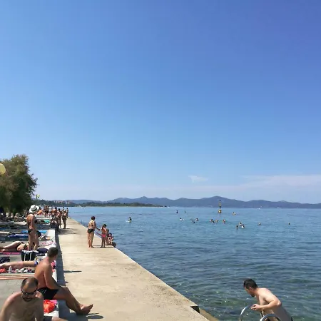 Apartman Toni Zára